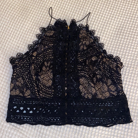 Windsor Tops - Windsor Lace Crop Top